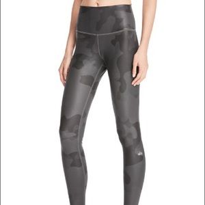 Alo Yoga Airbrush Legging